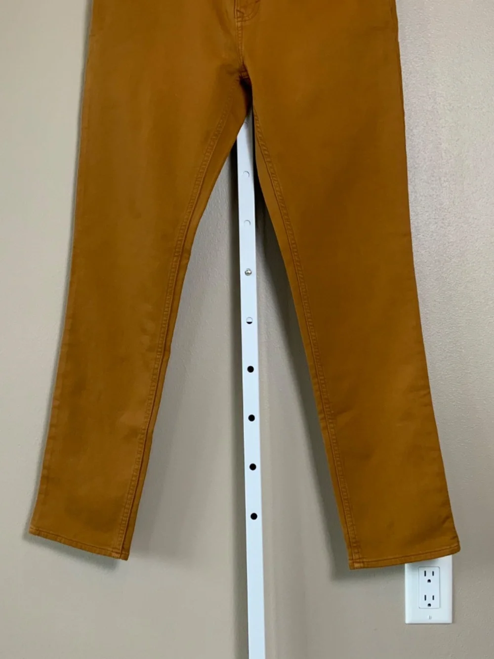 Banana Republic Slim Fit Traveler Pant